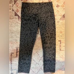 Original Lulu size small